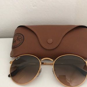 Round ray ban sunglasses